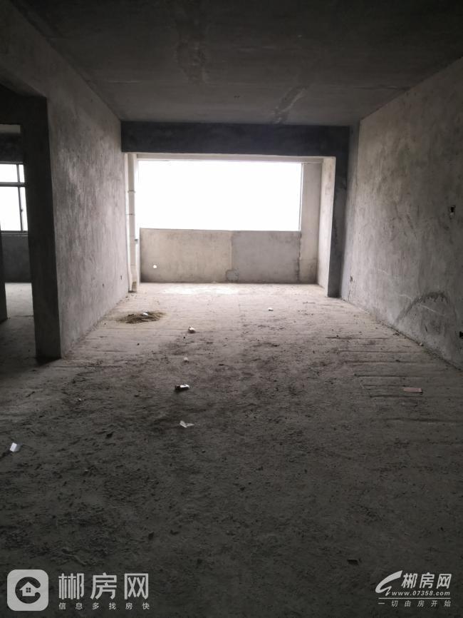 郴州御溪湖畔小三房-郴州二手房