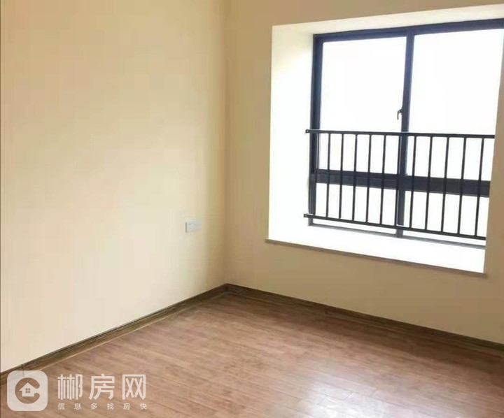 碧桂园十一楼共18层三房2厅95平64万