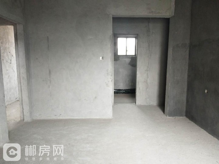 郴州御溪湖畔 复式楼 户型方正 采光好 仅支持一