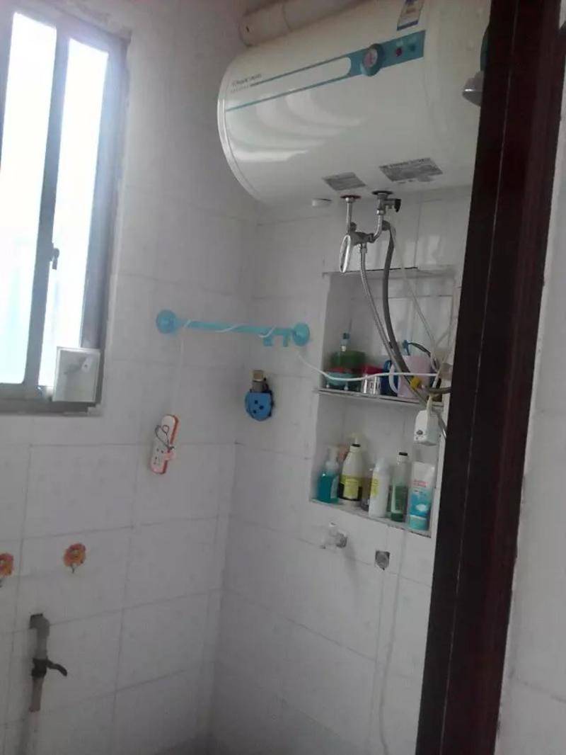 郴州苏仙岭电大旁边精装新房单间带厨房卫生间