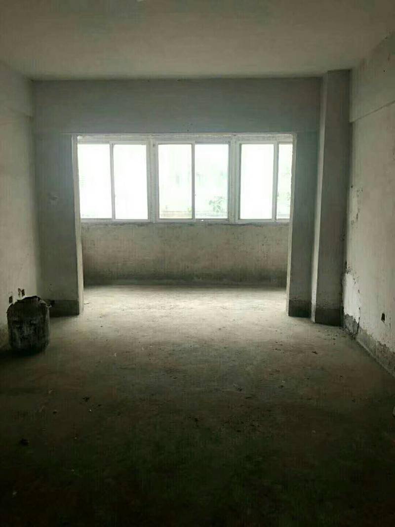 郴州梨树山板块福运新村楼梯3房-郴州二手房