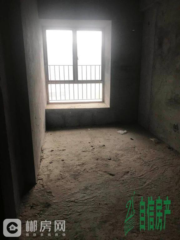 东田金湾11楼共18层3房2厅3房2厅售价70万