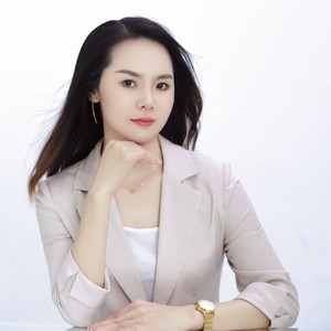 曹柏英