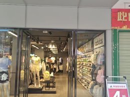 興隆步行街一樓稀缺門(mén)面急售