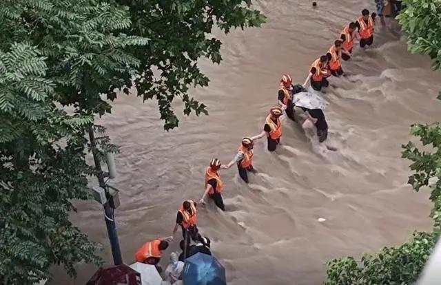 1629357902613967.jpg 640.webp (12).jpg