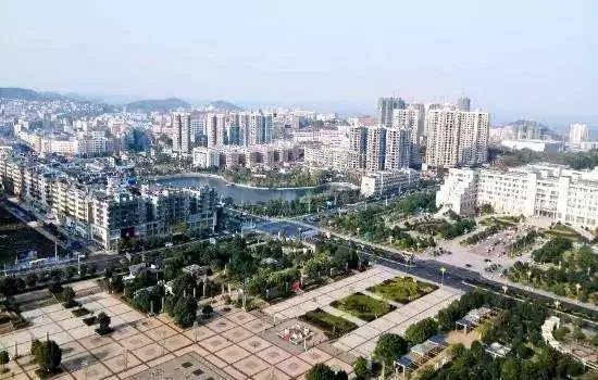 郴州最大的县，发展出路在哪里？划市不成功就划区