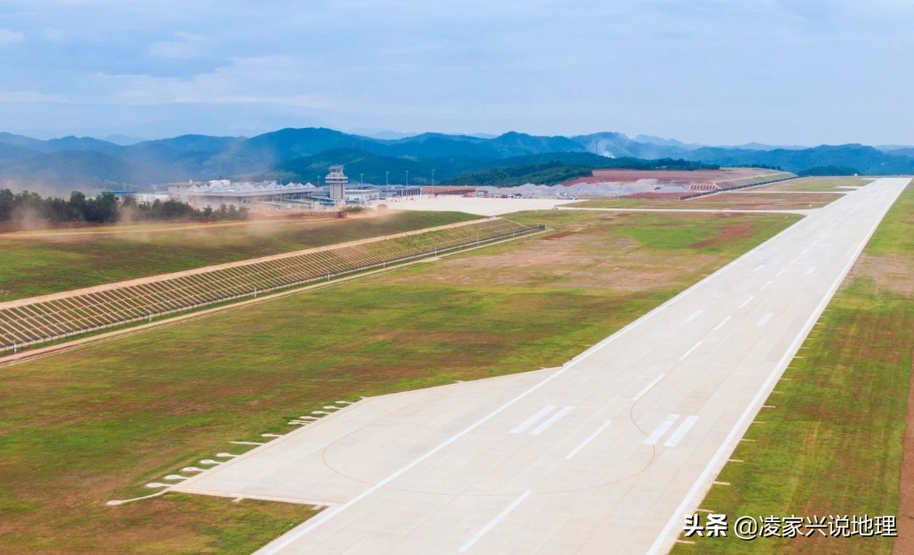 郴州市与湖南航空洽谈合作，郴州北湖机场定于9月正式通航