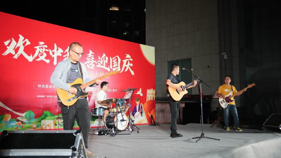 乐队.jpg