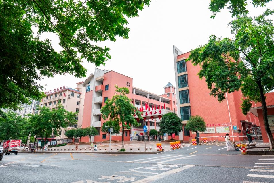 学校.png
